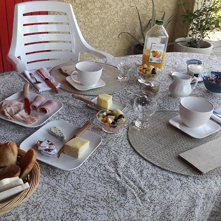 La Demeure D'Helice Bed & Breakfast Langlade Dış mekan fotoğraf